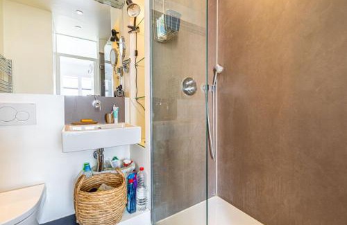 Jardin des plantes Apartment | GuestReady - A glamorous sight over the city