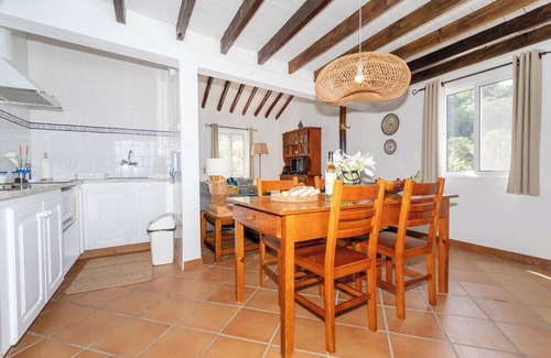 Ribeira Grande Apartment | GuestReady - Beachfront Casa da Praia