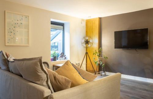 Grand Canal Dock Apartment | GuestReady - Charming retreat in Dublin