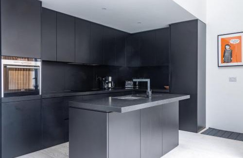 Merrion Apartment | GuestReady - Luxurious Ballsbridge house