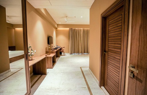 Chandauli Hotel | Gulab Kothi Varanasi by Royal Orchid Hotels Limited