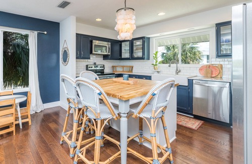 Spring Hill House | Gulf Front Home with breathtaking views of the Sunrise and Sunset!