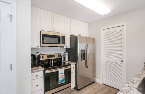 Mexico Beach Condo | Gulf Front, NW Top Floor Condo on Side Street in MXB ~ Surfside 17