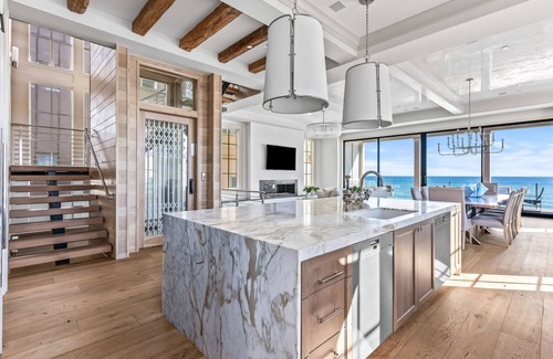Seacrest House | GULF FRONT STUNNER with PRIVATE BEACH, POOL & SPA! BRAND NEW, Sleeps 28!