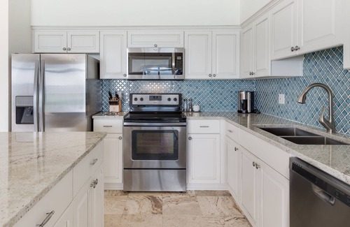 Rosemary Beach Condo | Gulf views,Hear the waves from your private balcony +Free Attraction Tickets!