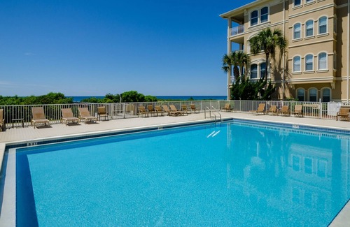 Rosemary Beach Condo | Gulf views,Hear the waves from your private balcony +Free Attraction Tickets!