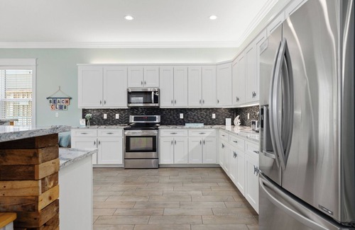 Kiska Beach House | GULF VIEWS, Luxury Home w Private Pool, HUGE Deck, Beach Chair Svc INCL