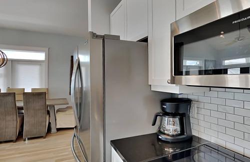 Seagrove Beach House | Gulf Views, Steps to the Beach + Adult Bikes Inlcuded