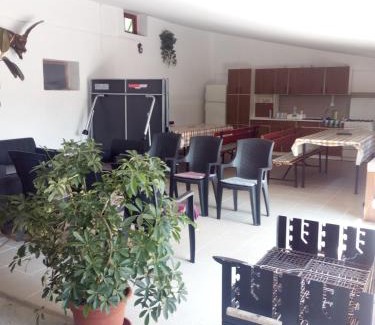 Tiszaorveny House | Gulyás Vendégház