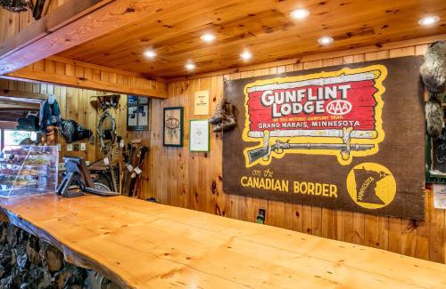 Grand Marais Cabin | Gunflint Lodge