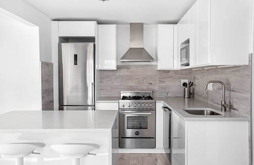 Weehawken House | Gut renovated 2beds apartment, 10min from Manhattan. Fully furnished, queen size