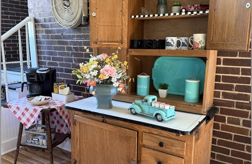 Guthrie Apartment | Guthrie`s Historic Firehouse
