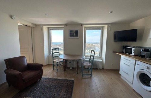 Treauville Apartment | Guy's Drakkar - Apartment 4 people Flamanville/Diélette