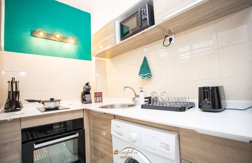 Cayenne Apartment | ♣ Guyanese Secret Garden ♣ Pool ♣ Fiber ♣ Private garden with tent♣