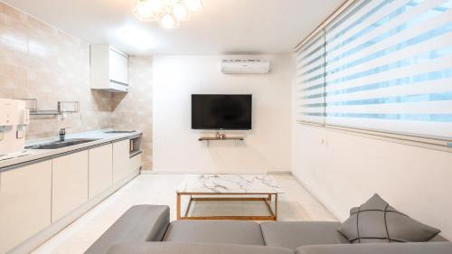 Gyeongju House | GYEONGJU LINEVIEW POOLVILLA