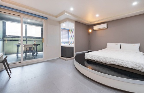 Gyeongju House | Gyeongju Nollowa Spa Pension