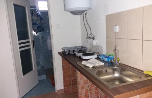 Mezokovacshaza House | Hársfák