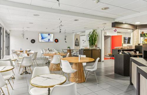 Cherre Hotel | Hôtel AKENA La Ferté Bernard