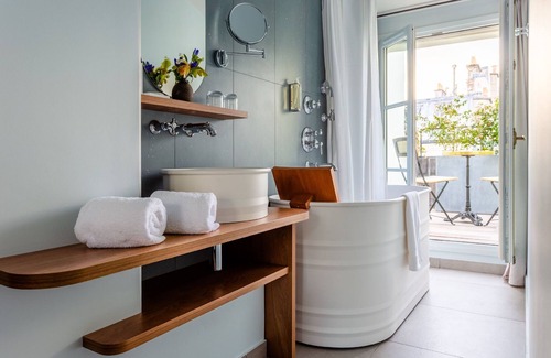 6th Arrondissement Hotel | Hôtel Bonsoir Madame