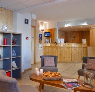 Cognet Hotel | Hôtel Eliova Le Chaix