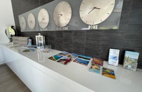 L'Ile-Rousse Hotel | Hôtel L'Escale Coté Port