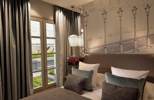 Latin Hotel | Hôtel La Lanterne & Spa By Timhotel