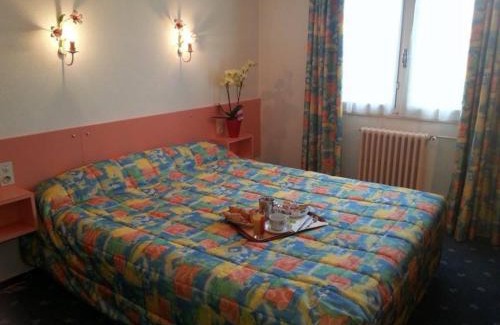 La Freissinouse Hotel | Hôtel & Restaurant Azur