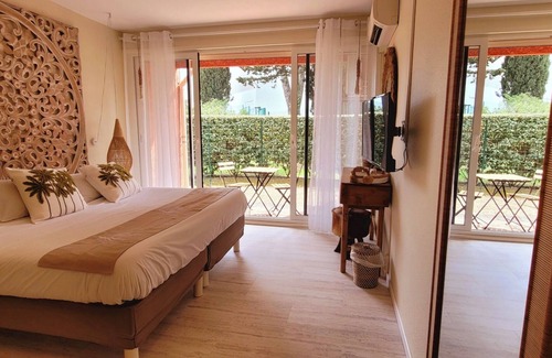 Cap d'Agde Hotel | hôtel tennis internationnal