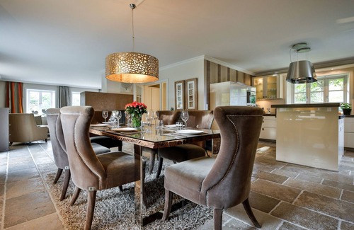 Keitum House | Hüs Kairem - Reetgedeckte Doppelhaushälfte mit Einzelhaus-charakter