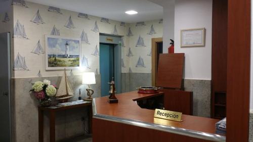 Cudillero Hotel | H Isabel - Suárez Inclán 38