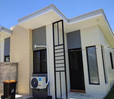 Urdaneta City House | H&K Guest House