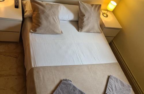 Torrejon de Ardoz House | H Los Rafaeles