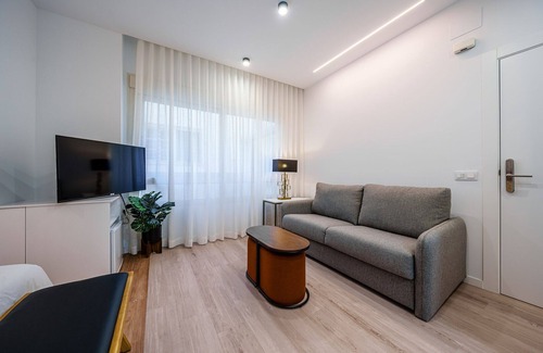 Ensanche Centro Apartment | Hab-3 Exclusive Alameda