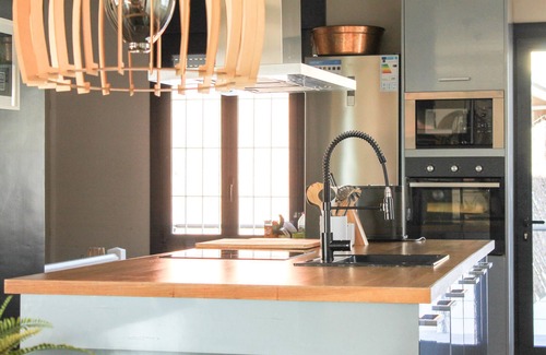 Sant Andreu de Llavaneres Villa | Habitación Suite en Villa Privada