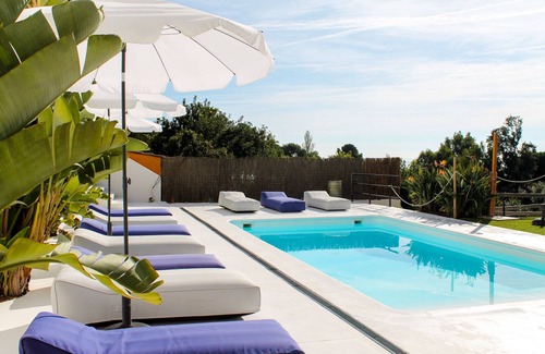 Sant Andreu de Llavaneres Villa | Habitación Suite en Villa Privada