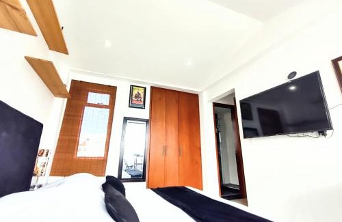 Chia House | HABITACIÓN AMPLIA y CÓMODA CON BAÑO PRIVADO