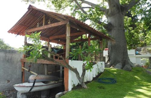 Tequesquitengo Apartment | Habitación independiente a pie del lago con AC