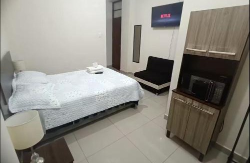 El Tambo House | Habitación privada cerca a la plaza Constitución en un 1er piso