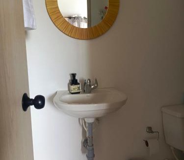 Rionegro House | Habitación Privada en Apartamento