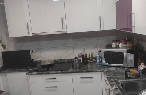 Les Roquetes House | Habitación Totalmente Equipado de Alto Confort en una Casa con Jardín