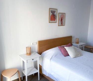 Gandia House | Habitaciones privadas con baño en piso céntrico Gandía