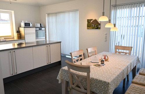 Lauterbach Apartment | Hafenresidenz Lauterbach FeWo 5-5 - Hafenresidenz Lauterbach vacation apartment 5-5