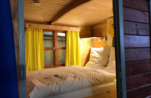 Uberseestadt Hostel | HafenTraum IndoorHostelCamp