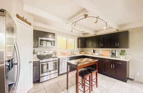 Keaau Apartment | Hale Hialoa: Entire Property, 4 Homes, 8 Beds, 1 acre in HPP