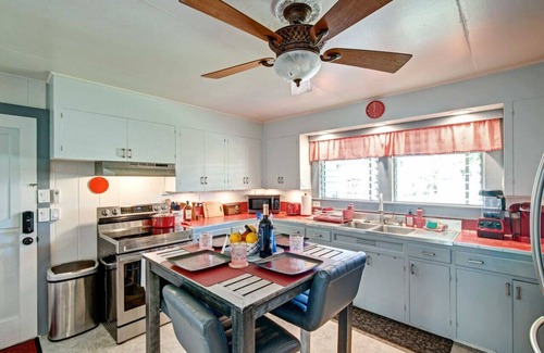 Hilo House | Hale Leilani - Adventure Awaits