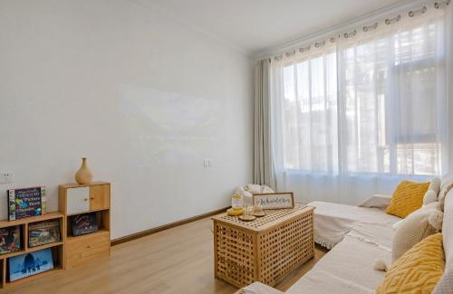 Dali Ancient Town House | Half a Sky Garden