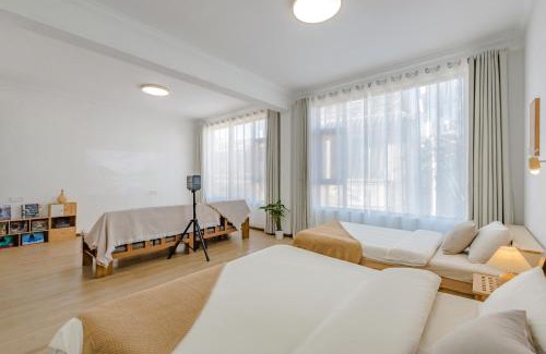 Dali Ancient Town House | Half a Sky Garden