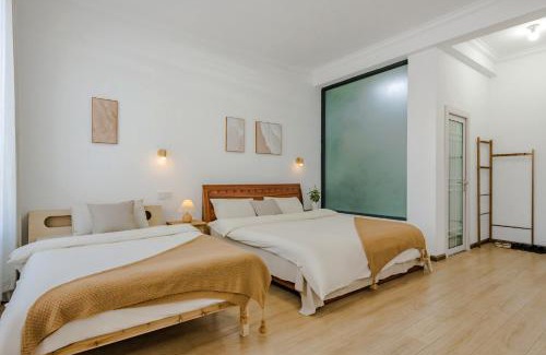 Dali Ancient Town House | Half a Sky Garden