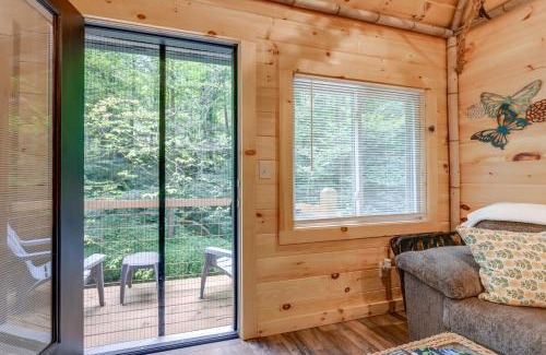 Cosby Apartment | half Mi to Great Smoky Mtns Natl Park Cosby Gem
