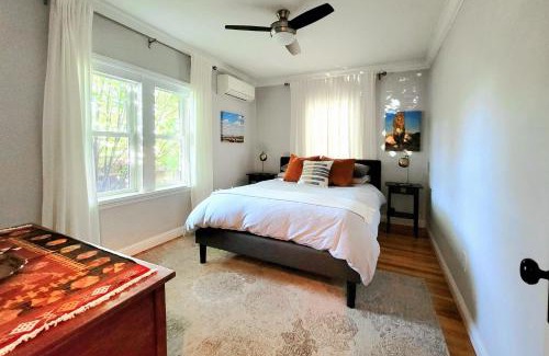 Old Southwest House | Half-Mi to Riverwalk Midtown Reno Oasis!